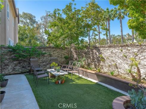 18571 Amalia , Huntington Beach, CA