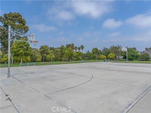 18571 Amalia , Huntington Beach, CA