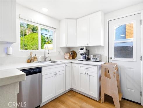 17571  Wrightwood   Lane, Huntington Beach, CA