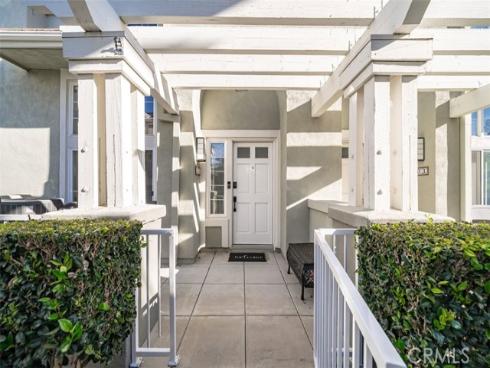 18061  Joyful  104  Lane, Huntington Beach, CA