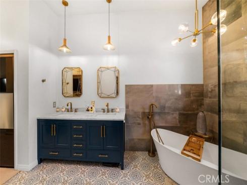 18061  Joyful  104  Lane, Huntington Beach, CA