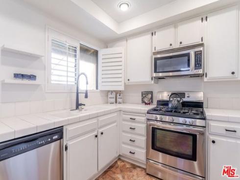 4852  Cabana  202  Drive, Huntington Beach, CA