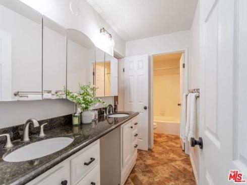 4852  Cabana  202  Drive, Huntington Beach, CA