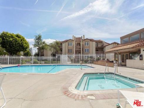 4852  Cabana  202  Drive, Huntington Beach, CA