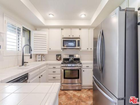 4852  Cabana  202  Drive, Huntington Beach, CA