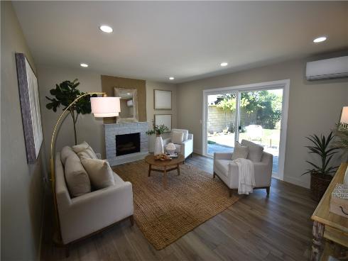 5791  Venturi  , Huntington Beach, CA