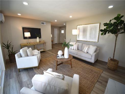 5791  Venturi  , Huntington Beach, CA