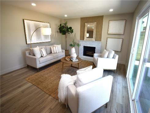 5791  Venturi  , Huntington Beach, CA