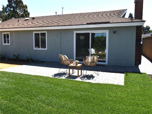 5791  Venturi  , Huntington Beach, CA