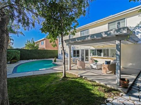 9882  Kings Canyon  , Huntington Beach, CA