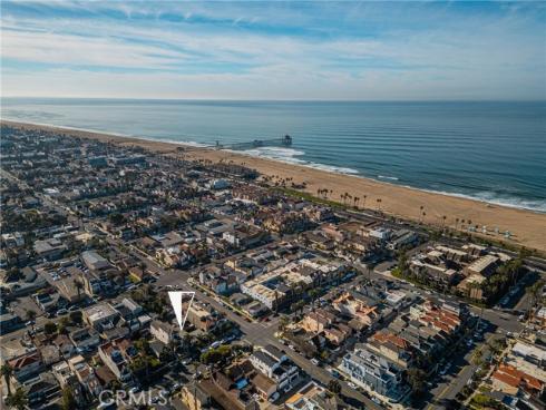 308  12th  , Huntington Beach, CA