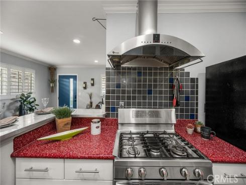 308  12th  , Huntington Beach, CA