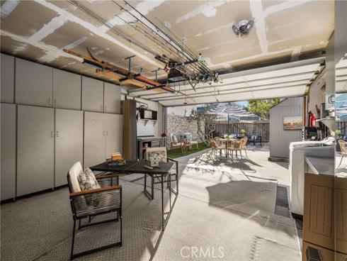 308  12th  , Huntington Beach, CA