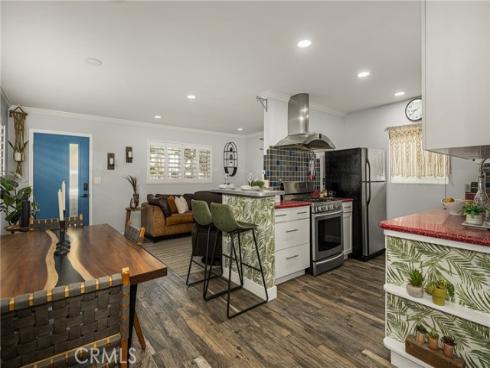 308  12th  , Huntington Beach, CA