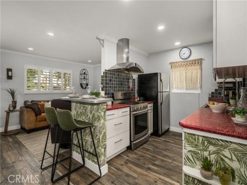 308  12th  , Huntington Beach, CA