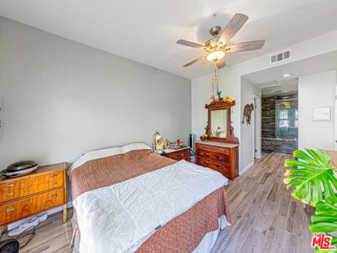 415  Townsquare  325  Lane, Huntington Beach, CA