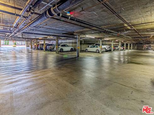 415  Townsquare  325  Lane, Huntington Beach, CA