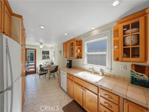 318  8th   Street, Huntington Beach, CA