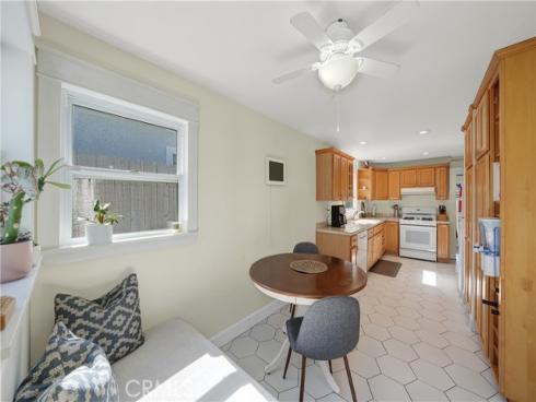 318  8th   Street, Huntington Beach, CA