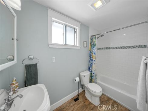 318  8th   Street, Huntington Beach, CA