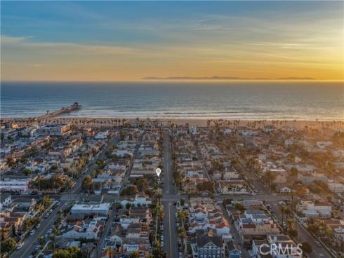 318  8th   Street, Huntington Beach, CA
