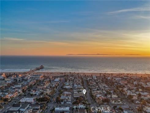 318  8th   Street, Huntington Beach, CA