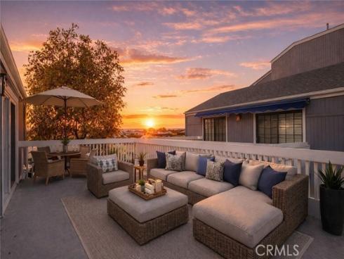 4482 Shorebird Street