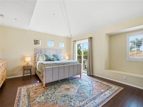 18858  Milos   Circle, Huntington Beach, CA