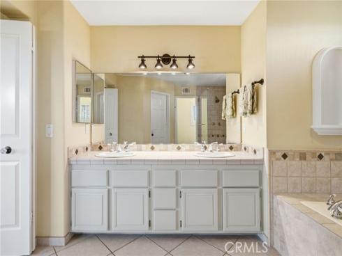 18858  Milos   Circle, Huntington Beach, CA