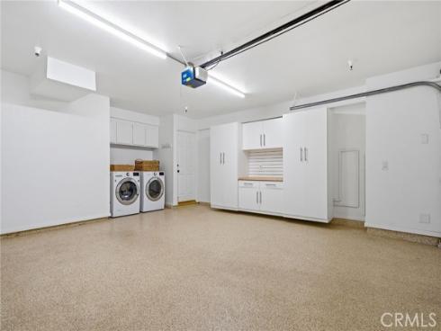 18858  Milos   Circle, Huntington Beach, CA