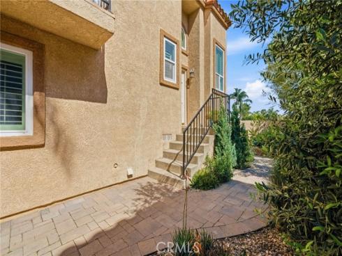 18858  Milos   Circle, Huntington Beach, CA