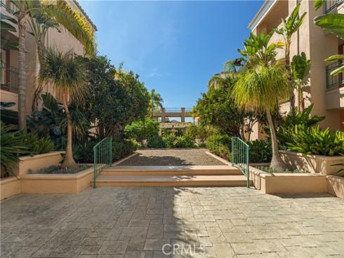 5142  Warner Ave  209 , Huntington Beach, CA