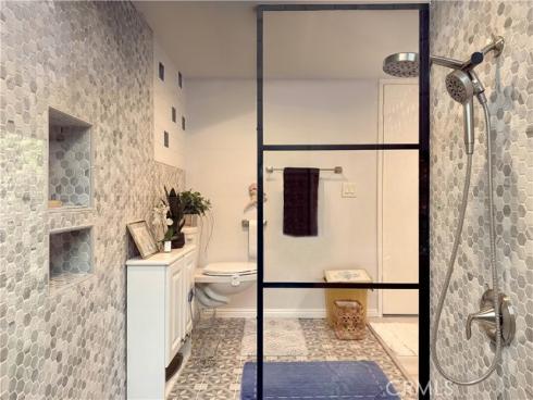 8131 Wenlock Circle, Huntington Beach, CA