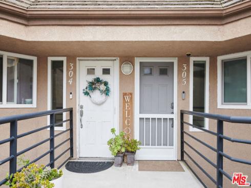 1200  Pacific Coast  305  Highway, Huntington Beach, CA