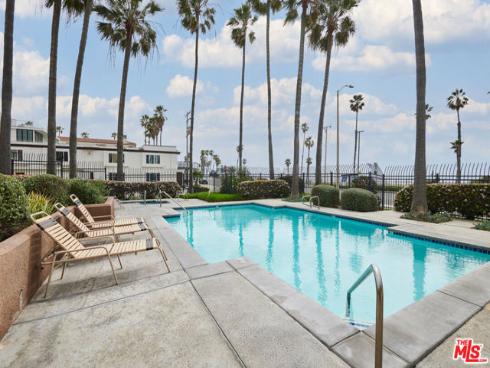 1200  Pacific Coast  305  Highway, Huntington Beach, CA