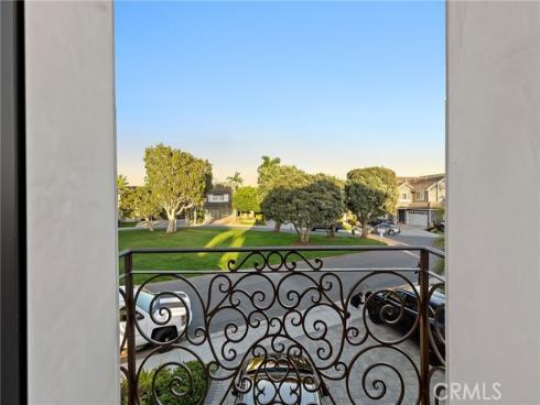 16861  Marina   Drive, Huntington Beach, CA