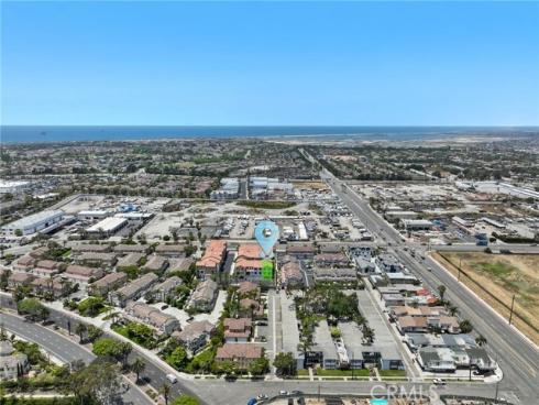 19101 Bluewave Court, Huntington Beach, CA