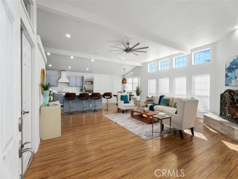 80  Huntington  402 , Huntington Beach, CA