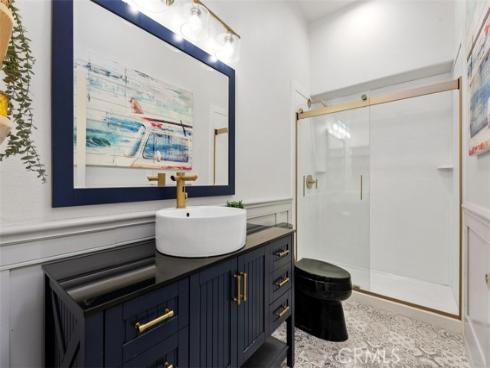 80  Huntington  402 , Huntington Beach, CA