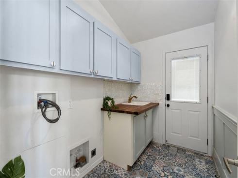 80  Huntington  402 , Huntington Beach, CA