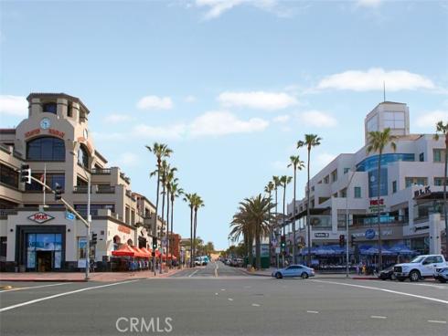 80  Huntington  402 , Huntington Beach, CA