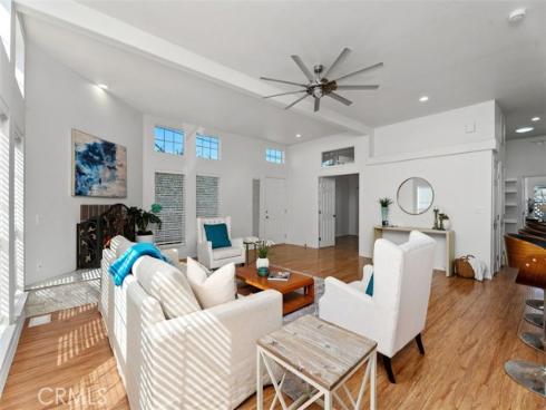 80  Huntington  402 , Huntington Beach, CA