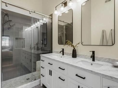 20321  Tidepool Cir  205 , Huntington Beach, CA