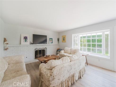 9512  Hightide  , Huntington Beach, CA