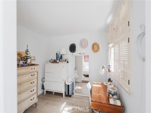 9512  Hightide  , Huntington Beach, CA