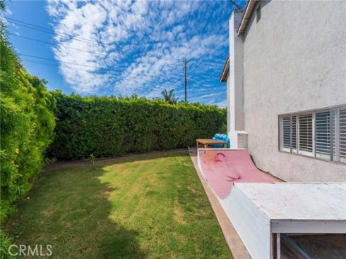 9512  Hightide  , Huntington Beach, CA