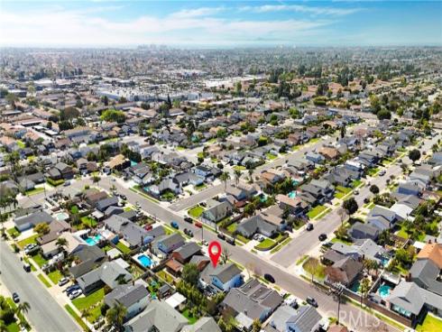 19622  Canberra Ln  , Huntington Beach, CA