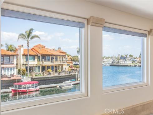 3311  Bounty   Circle, Huntington Beach, CA