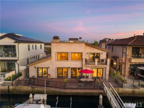 3311  Bounty   Circle, Huntington Beach, CA