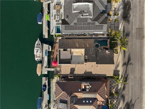 3311  Bounty   Circle, Huntington Beach, CA